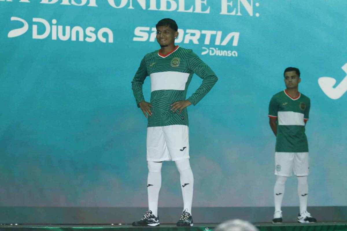 ¡La nueva piel del centenario! Marathón presentó su histórico uniforme acompañado de sus leyendas