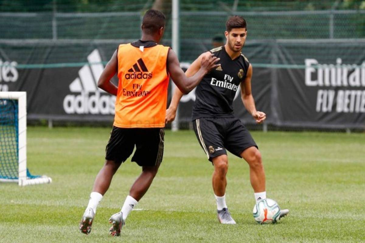 Así fue el regreso de Zidane a la pretemporada del Real Madrid tras la muerte de su hermano