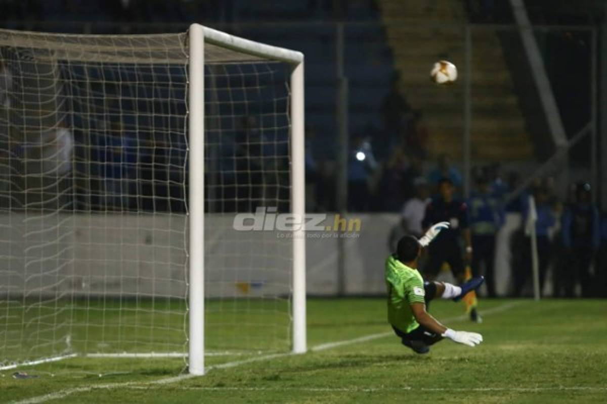 NO VISTE EN TV: Bronca, sufrimiento de Donis y el detallazo de Troglio con Benguché