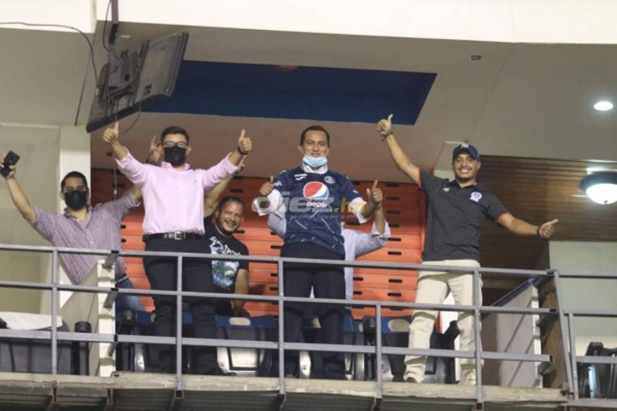 La cábala que no le funcionó a Diego, el inesperado 'pilotaje' incluido y la llegada de Troglio al Nacional