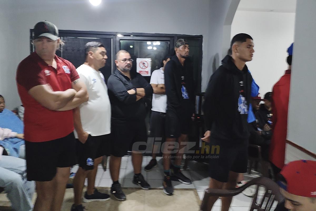 El último adiós: Olimpia viajó a La Ceiba para despedirse de Demetri Gordon, delantero que murió tras fatal accidente