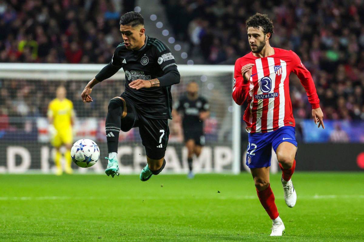 FOTOS: La tristeza de Luis Palma, Honduras presente y la petición de aficionado en el Atlético - Celtic