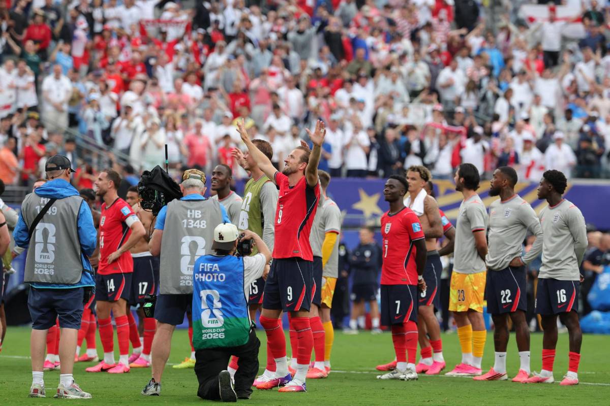 El desconsuelo de Panamá, así fue captado Beckham y una linda hondureña