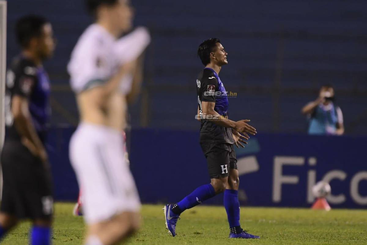 La tristeza de Honduras en su último juego eliminatorio en casa, el intercambio de camisetas y la celebración de México en San Pedro Sula