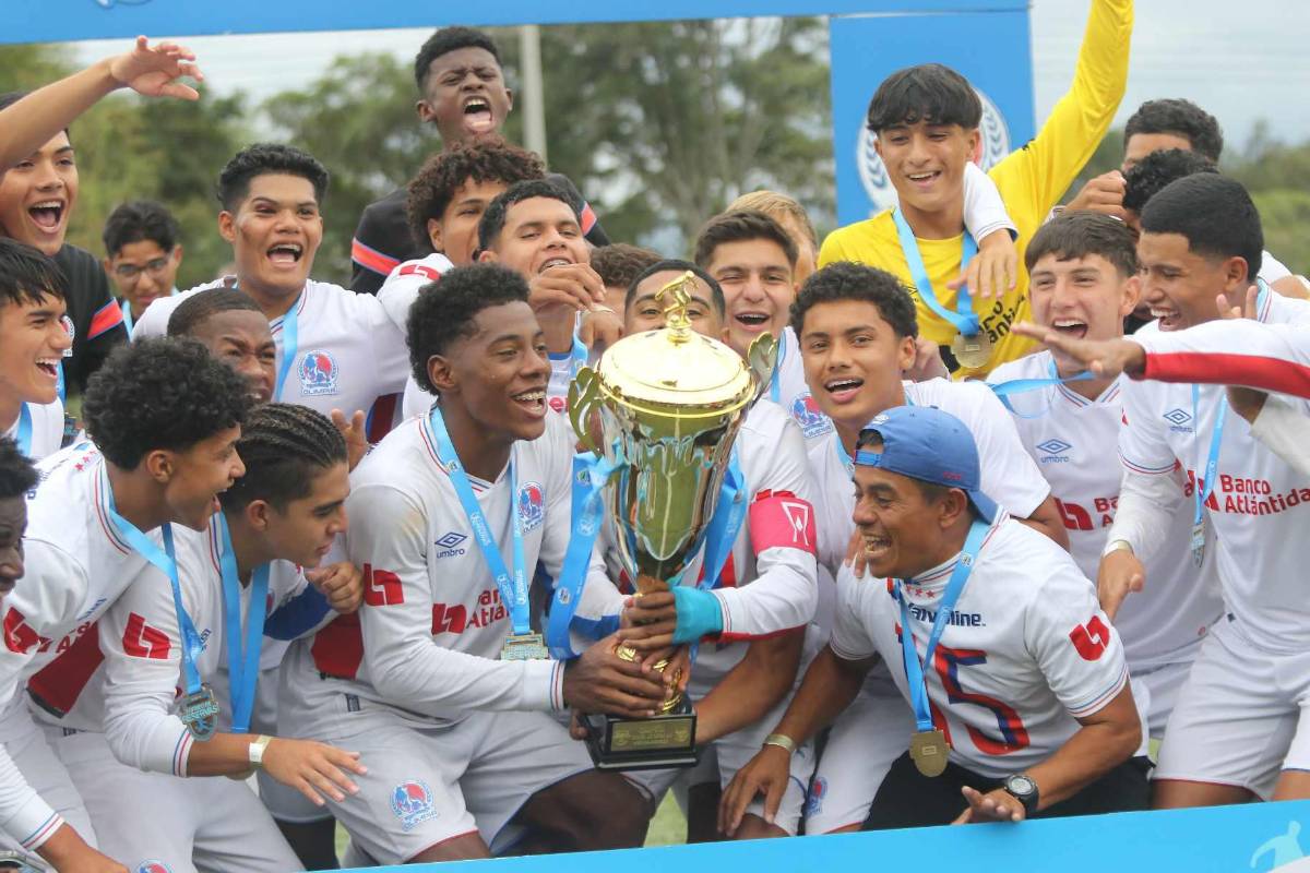 Dedicación a Demetri Gordon, sorpresas y festejos en la gran final de reservas Olimpia vs Motagua en Honduras