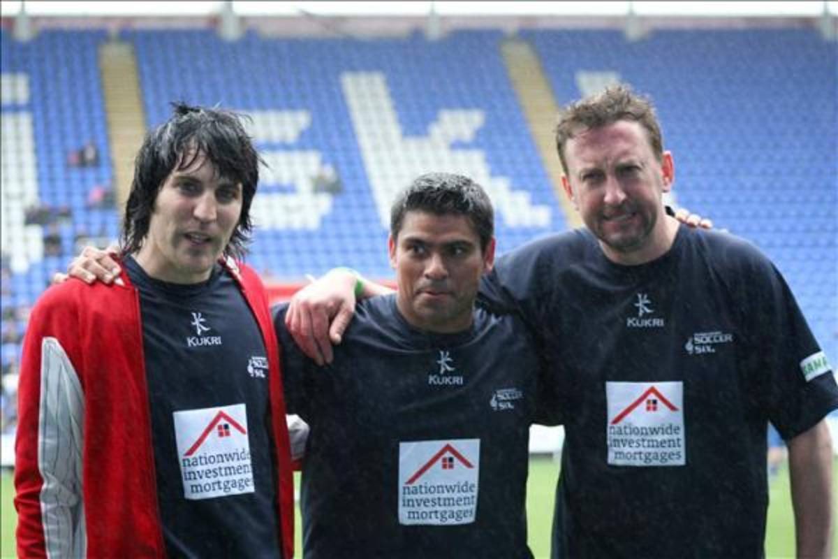 Así trabaja un técnico inglés, encargado de convertir a las Maldivas en una potencia futbolística