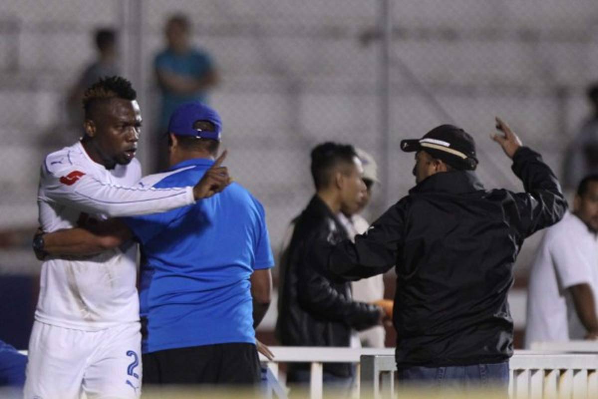 La revolución de Nahún Espinoza con su 11 en Olimpia: Wilson Palacios coquetea con la titularidad
