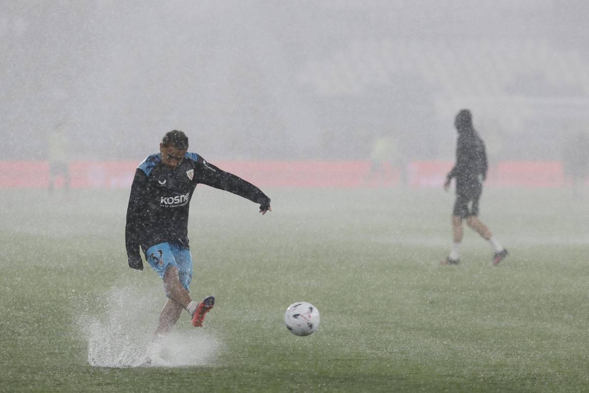 Impactantes imágenes del aguacero que aplazó un partido de LaLiga