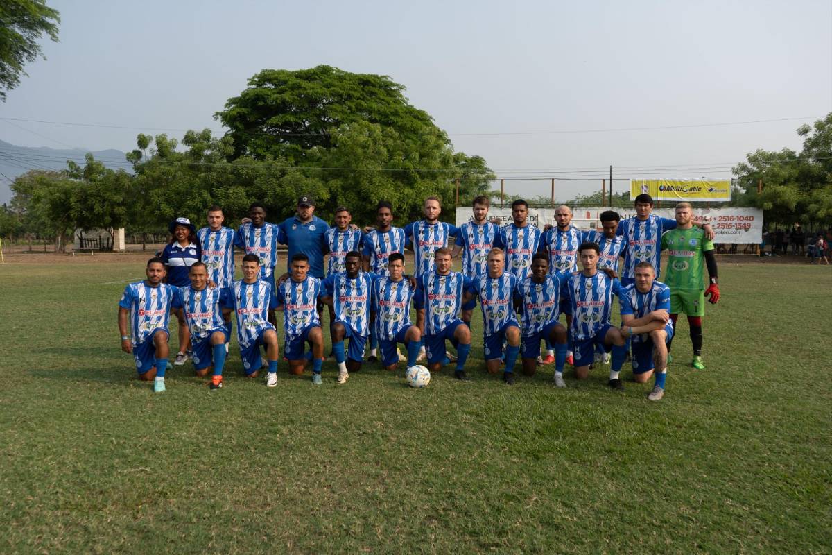 Gran fiesta y buen fútbol en la Copa Mariachi en San Pedro Sula: Rambo de León aparece y también jugadores de la Liga Nacional