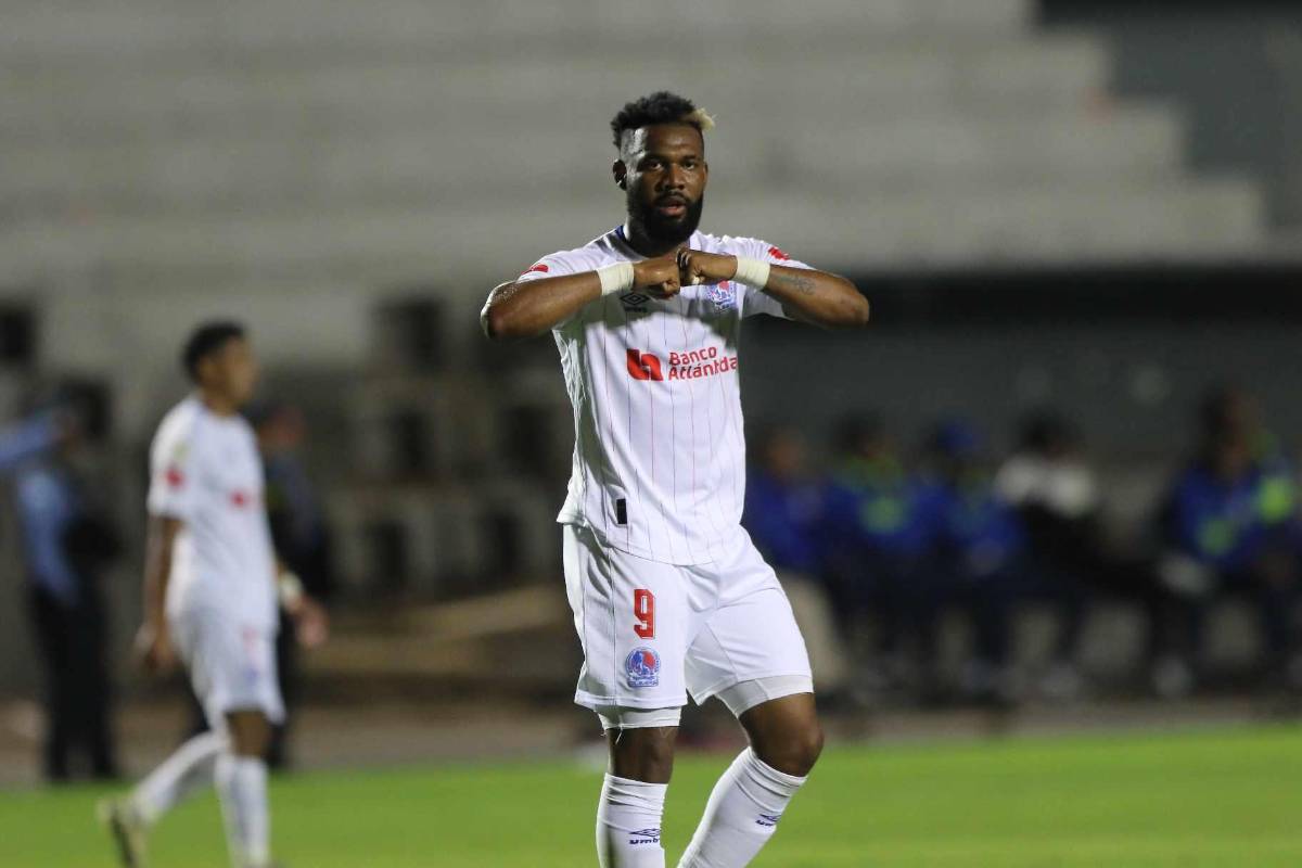 ¿Jugará Yustin Arboleda? El 11 titular que se perfila en el Olimpia de Pedro Troglio para la final de ida ante Motagua