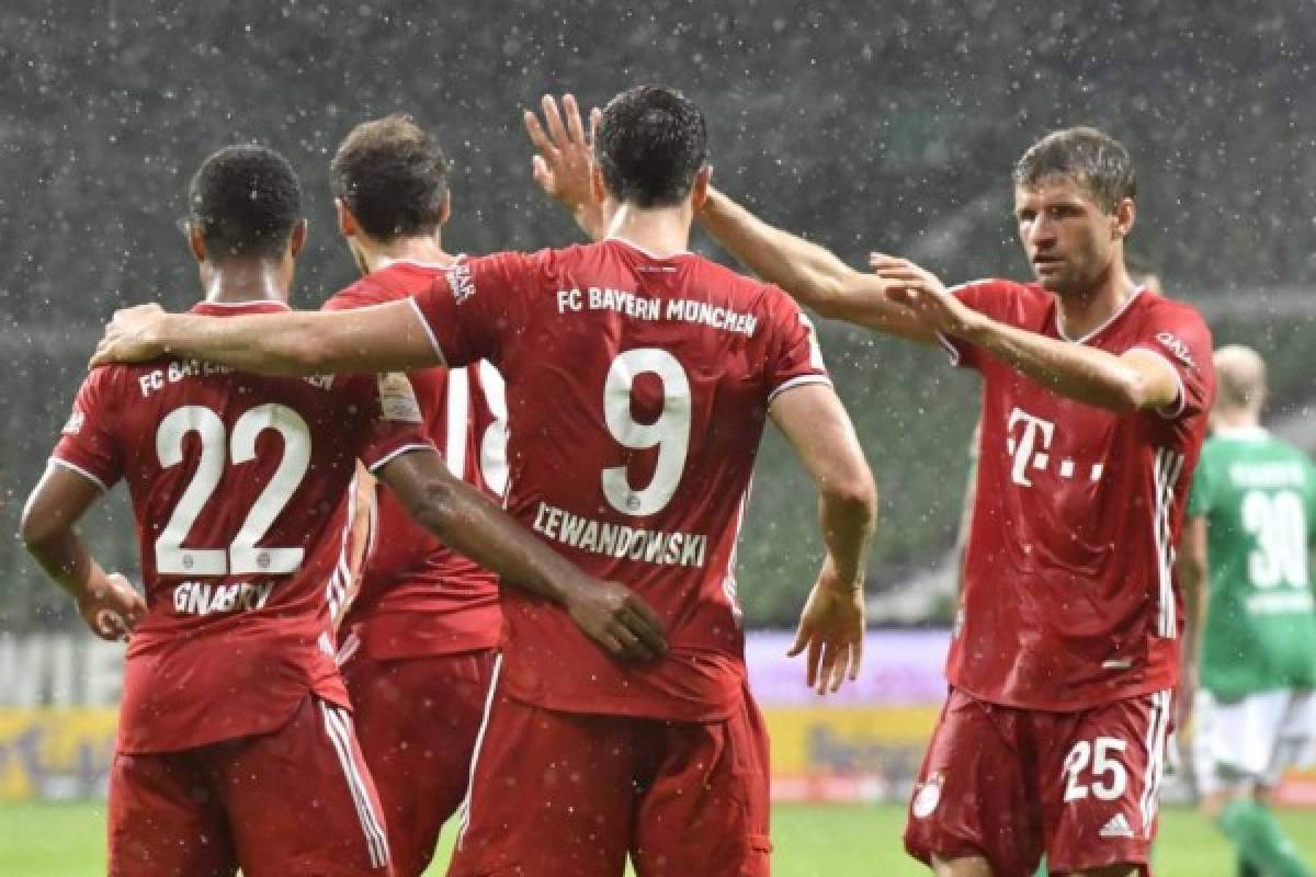 Flashazos: Bayern Munich rompe protocolo de bioseguridad al celebrar su octavo título consecutivo en la Bundesliga