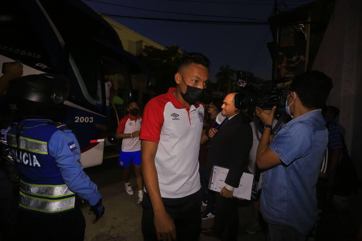 Radiografía del tetracampeón: los jugadores sin contrato, los que saldrían y los fichajes que pueden llegar a Olimpia