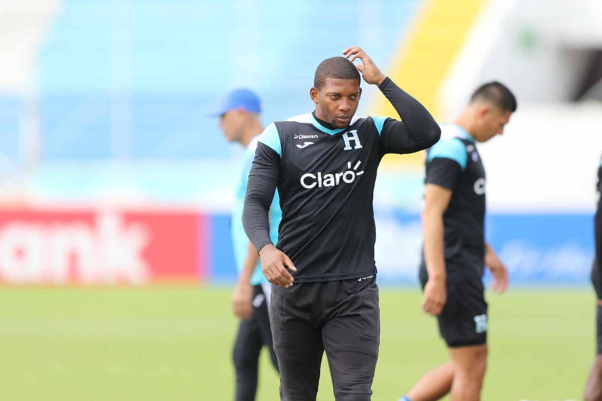 ¿Buba o Menjívar? Rueda pule su listado, el nuevo portero de la Selección; así cerró el morfociclo en el estadio Nacional