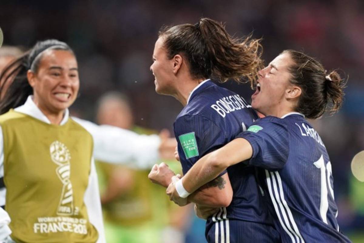Emotivas imágenes: Así celebró Argentina el empate ante Escocia en el Mundial Femenino