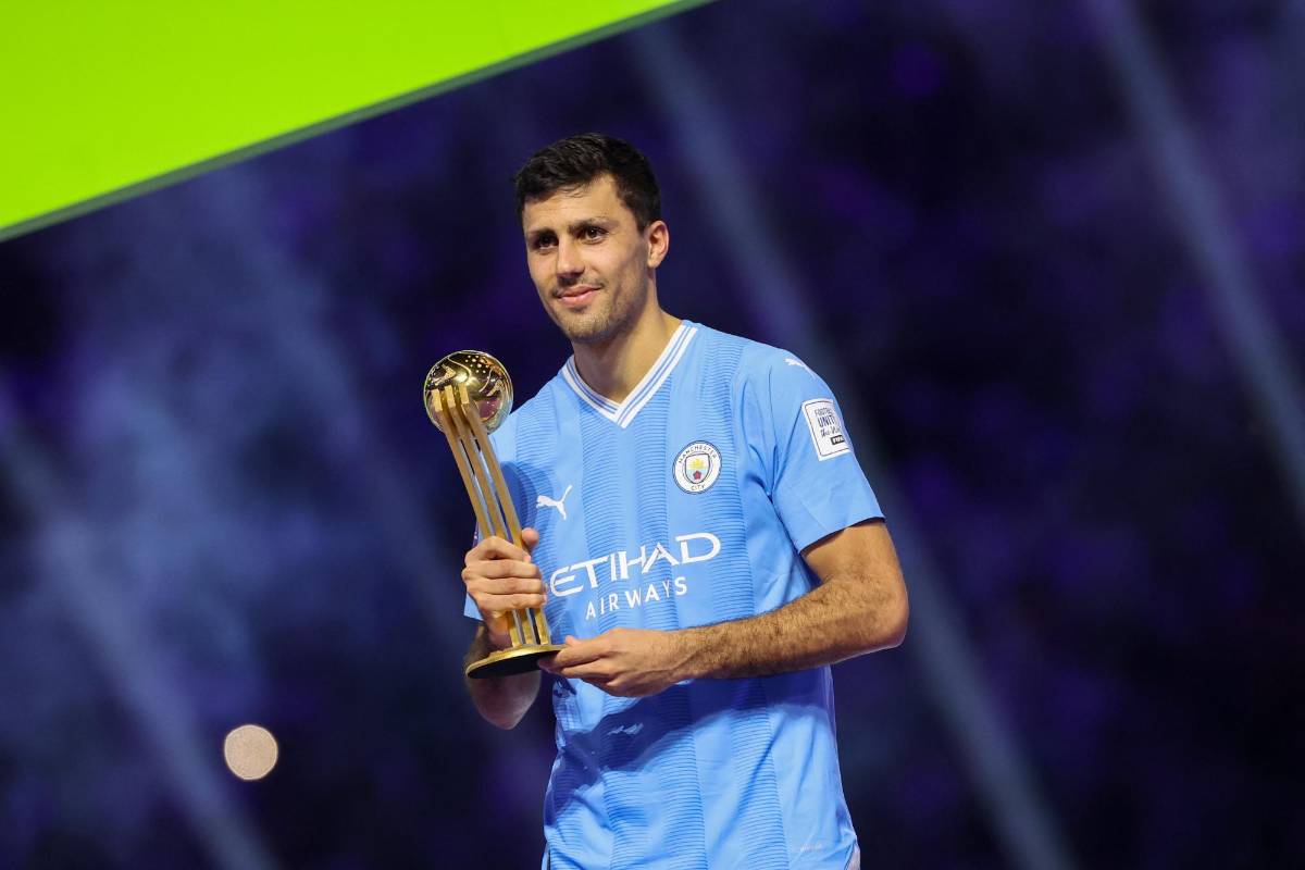 La pelea de Walker y Melo, el beso romántico de Haaland a Julián y el récord de Guardiola con el Manchester City