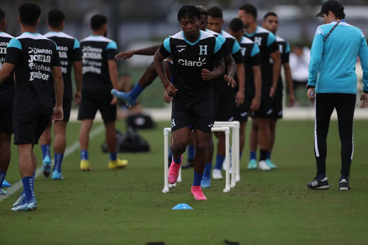 ¿Y Buba López? Con dos sorpresas, así es el modificado once de Honduras para medirse a Islandia en Miami