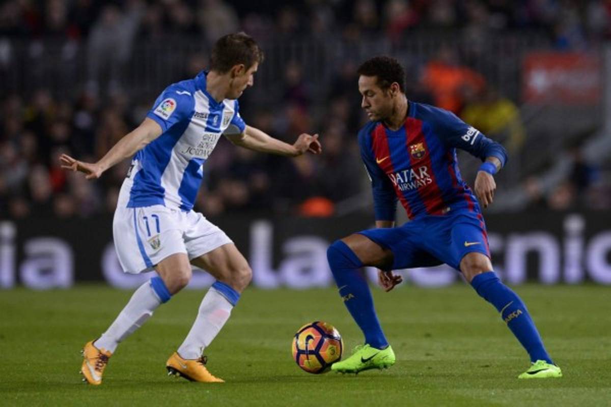 Lo que no viste en TV del sufrido triunfo del Barcelona