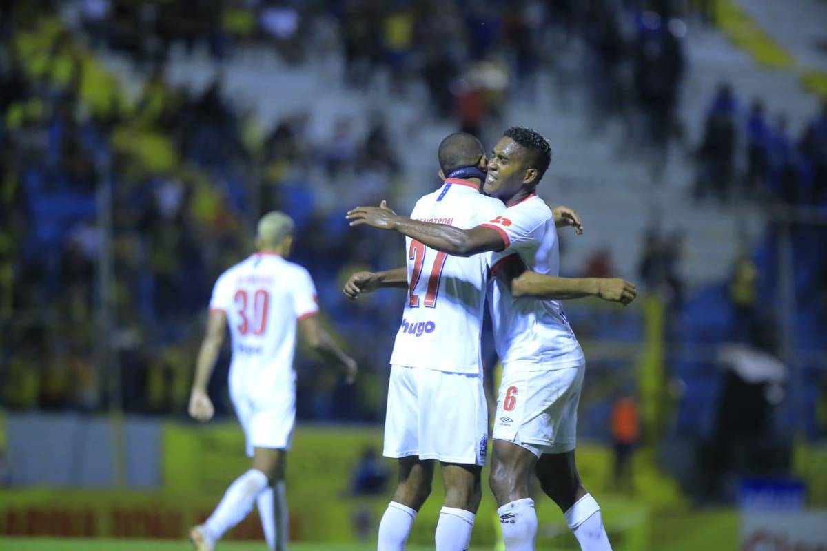 Radiografía del tetracampeón: los jugadores sin contrato, los que saldrían y los fichajes que pueden llegar a Olimpia