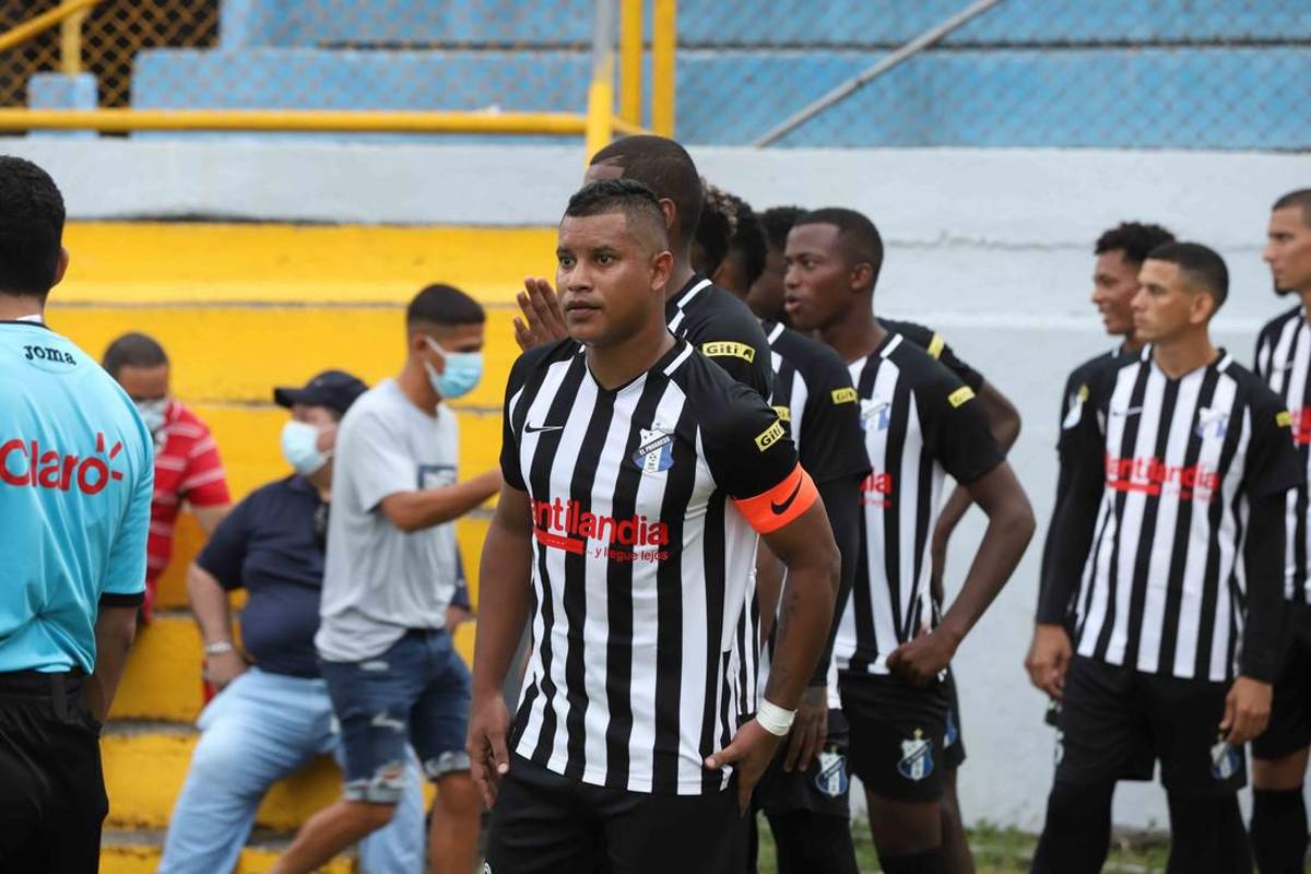 Agencia libre: ¡Futbolistas hondureños que están sin equipo para el Torneo Clausura 2022!