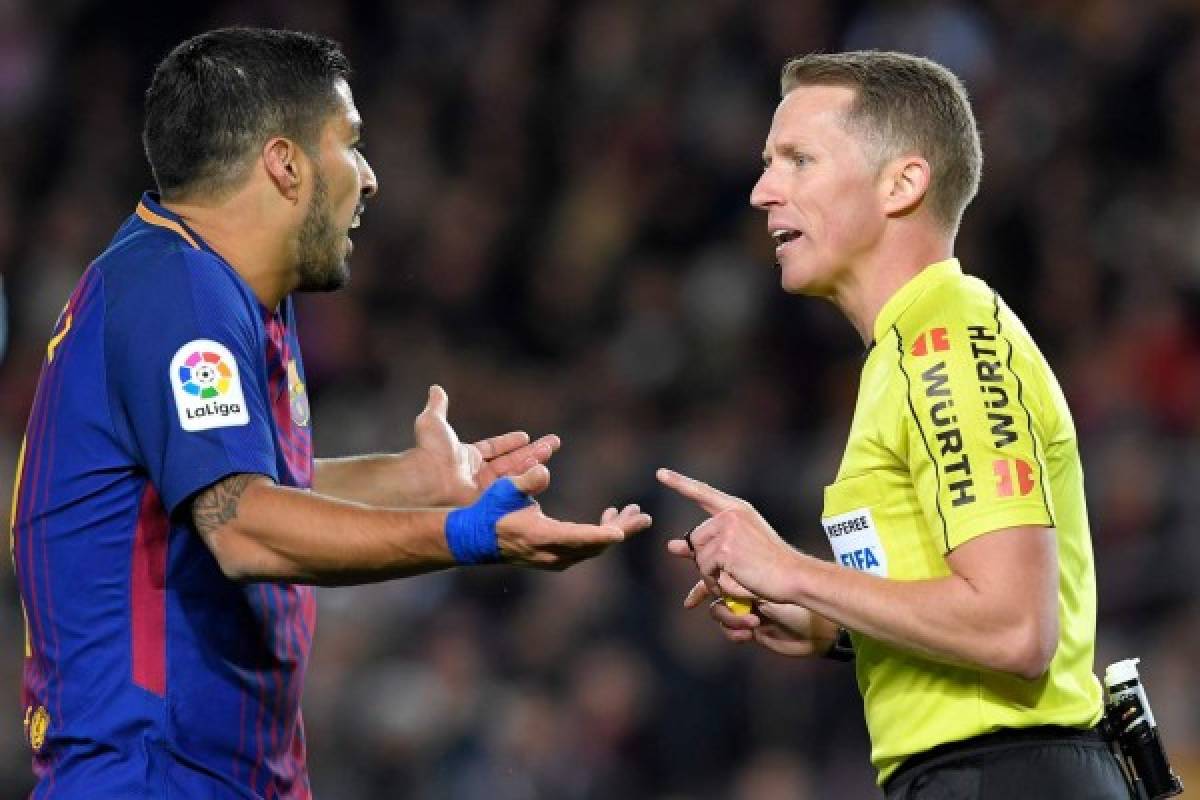 NO SE VIO EN TV: La cara de Coutinho en el Camp Nou; El mensaje de la afición del Barça