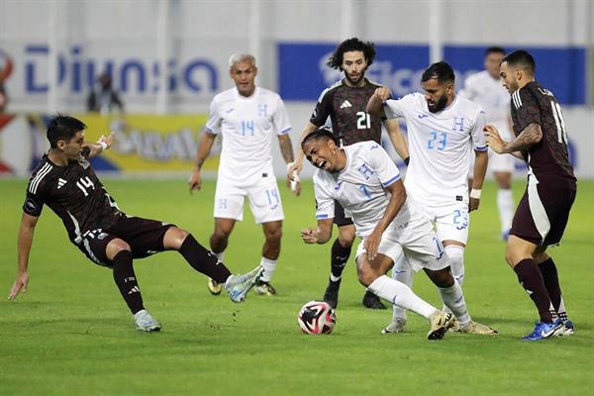 ‘Chino’ Huerta vivió su pesadilla en Honduras; así calentó a los catrachos en el Morazán y esta fue la respuesta