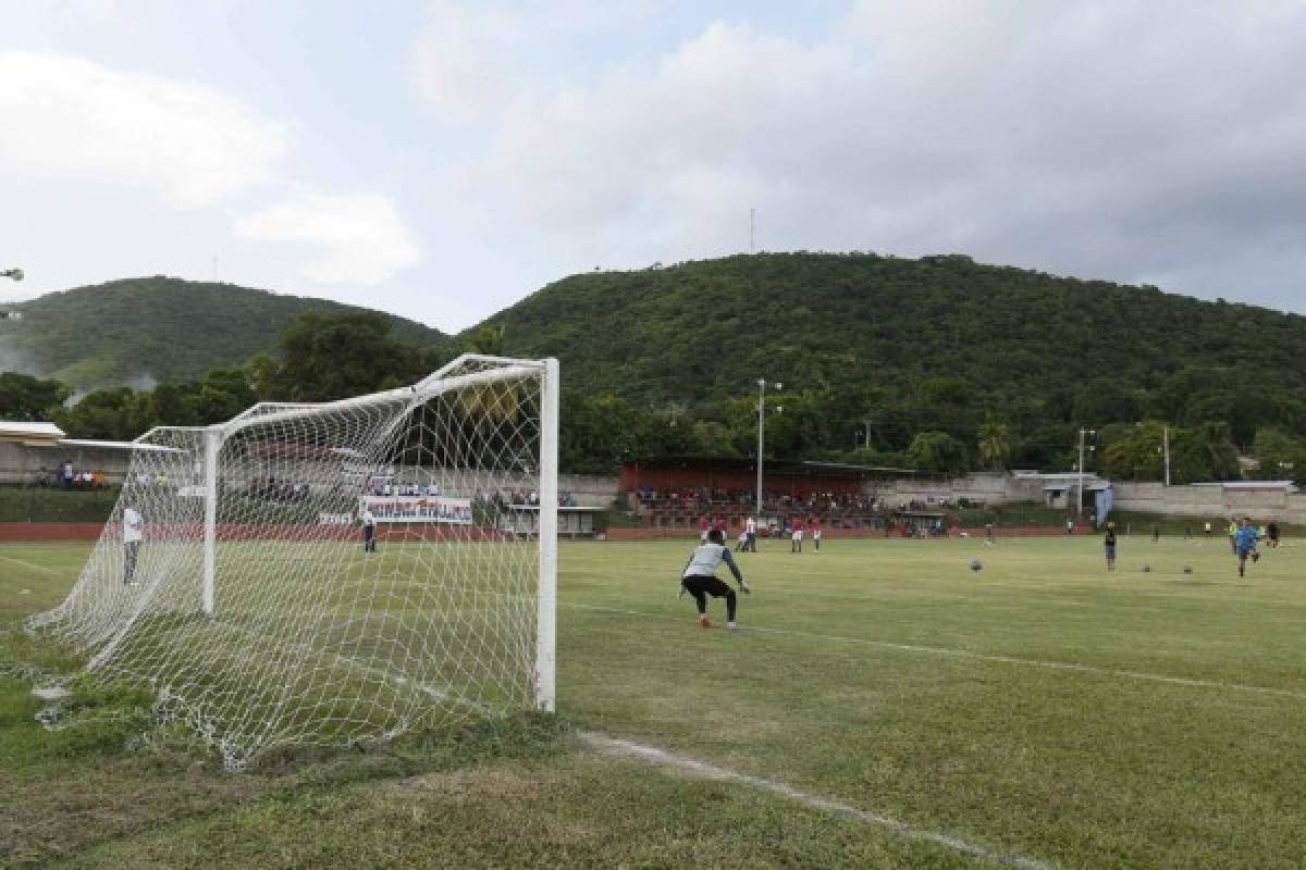 Así es el humilde estadio donde juega el 'PSG' de Honduras