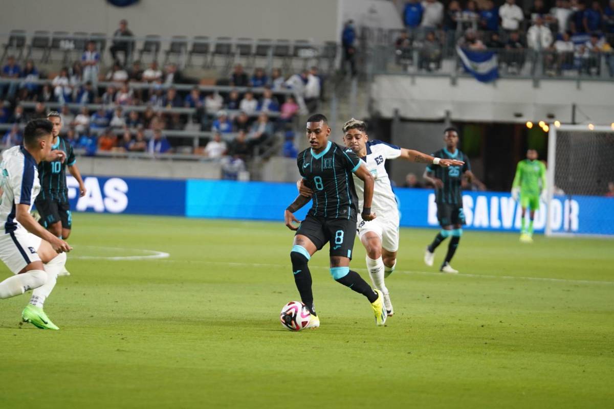FOTOS: El principiante en la Selección de Honduras, los sacrificados y ambientazo en Houston con los salvadoreños