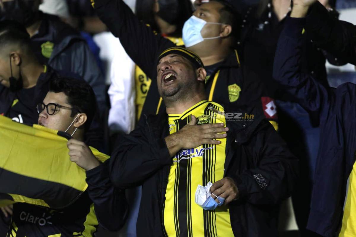 La hermosa chica que enamoró en el Nacional; la afición del Real España y el peligro del estadio capitalino