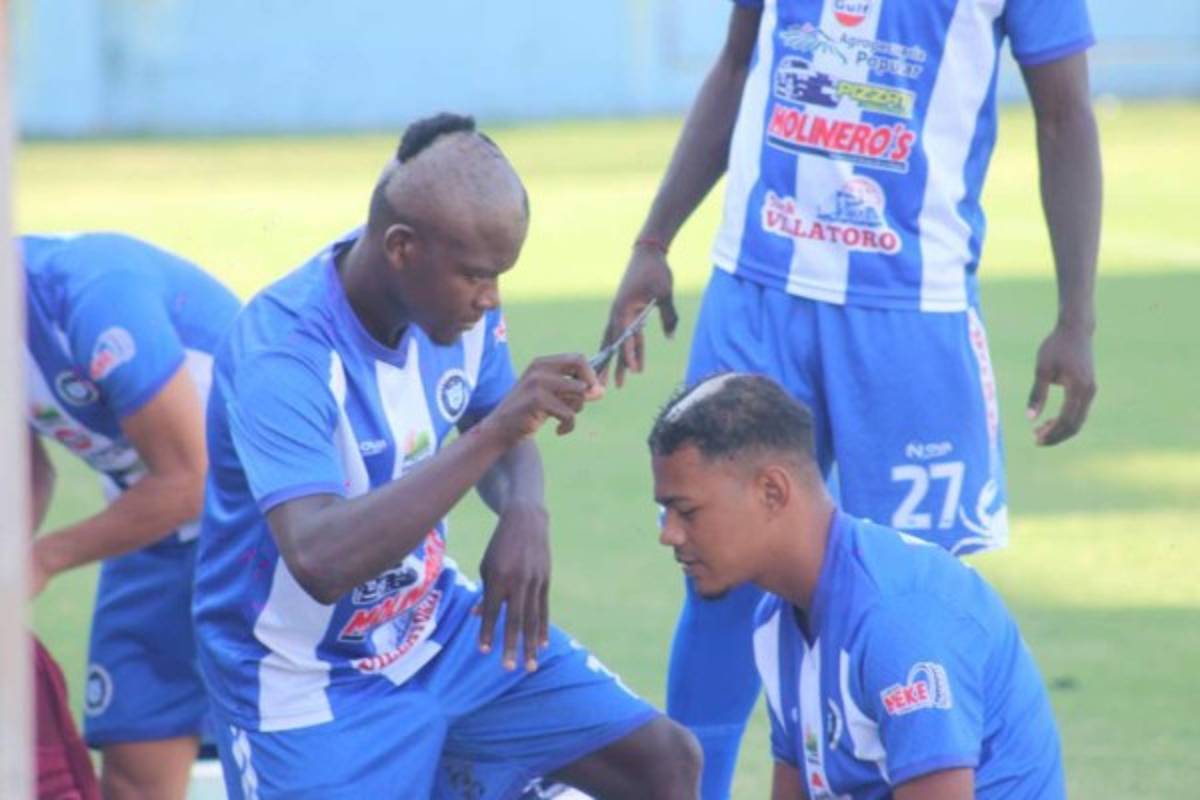 Le pasaron tijera a varios futbolistas del Victoria que debutaron en Primera División ¡ni 'Chato' Padilla se salvó!