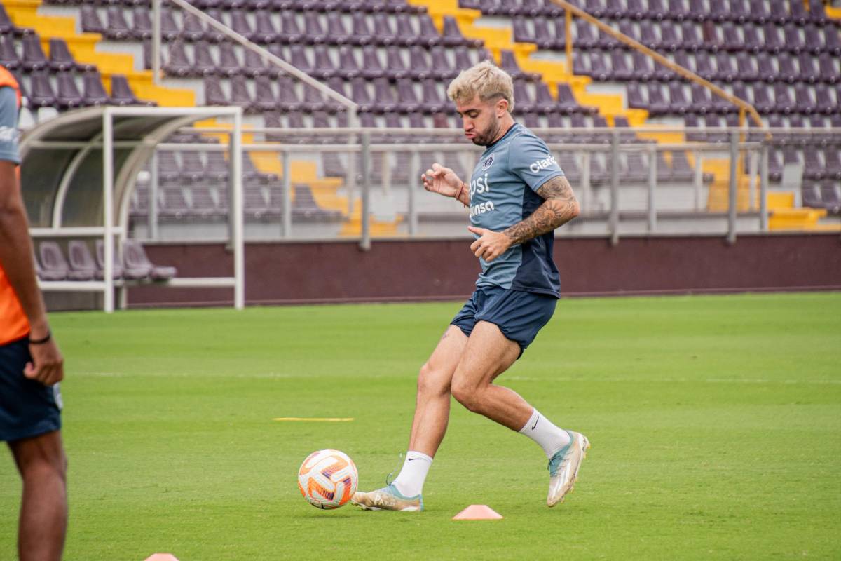Así fue el entrenamiento de Motagua en el estadio Ricardo Saprissa de cara a la batalla ante los “Morados”