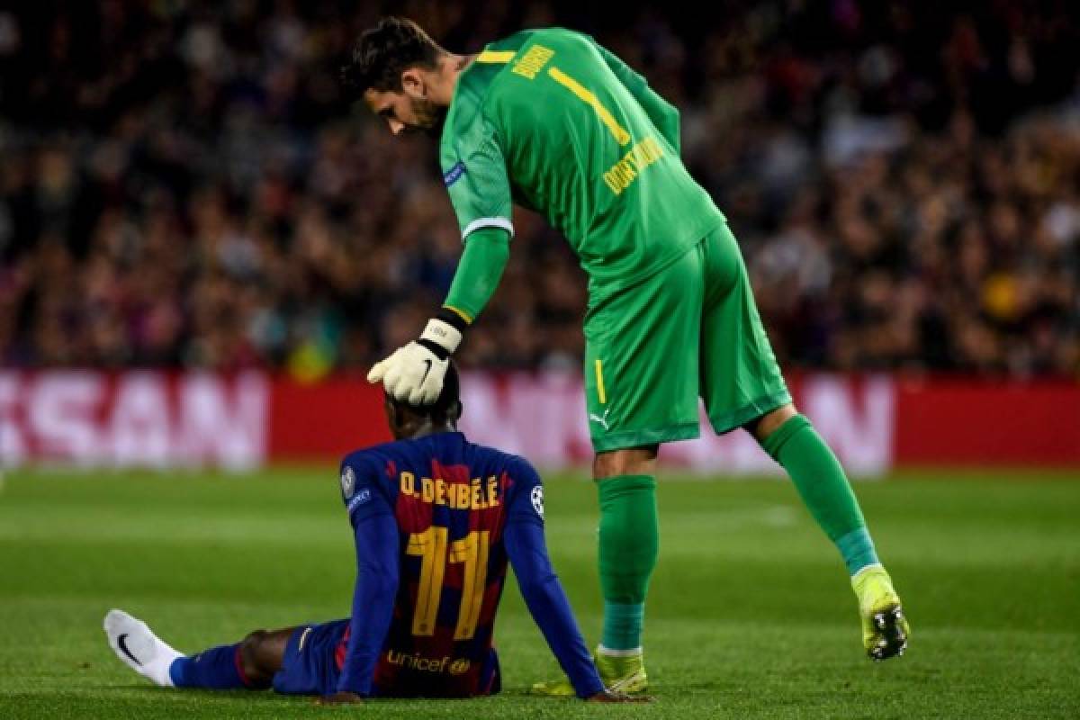 Fotos: El llanto de Dembélé, pelotazo al árbitro de Suárez y Messi fingiendo falta penal