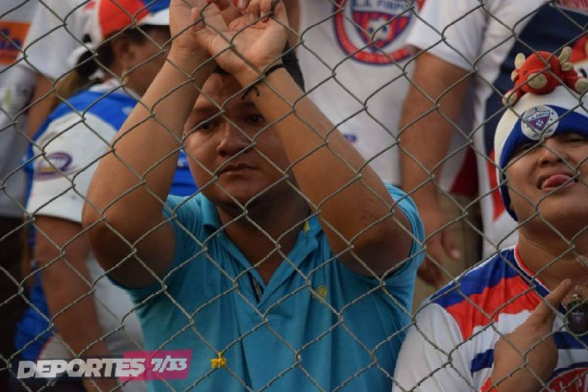 ¡Dramático! Luis Ángel Firpo consuma su descenso en El Salvador