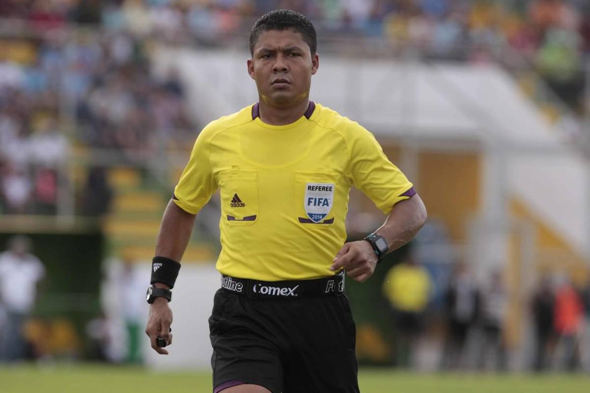 Armando Castro, el designado como árbitro para el clásico entre Marathón y Motagua en el Yankel Rosenthal