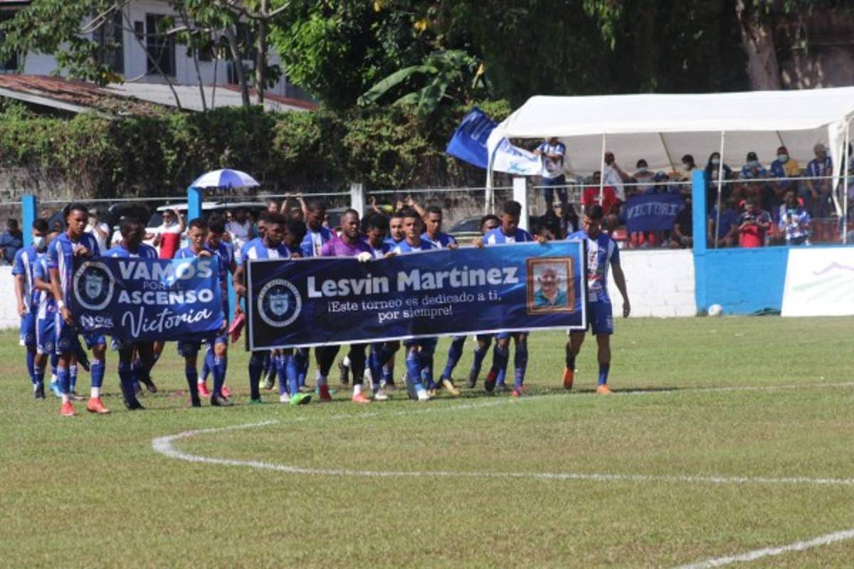 Euforia, festejos y afición: Así se vivió la fiesta de la goleada del Victoria a Potros en la Liga de Ascenso