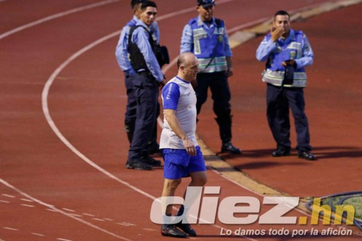 Risas y con un grupo pequeño: Así fue el primer entrenamiento de Honduras en San Pedro Sula