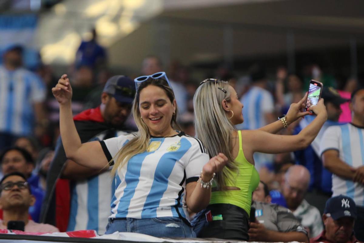 La belleza argentina, la que mostró demás, los asiáticos con la camiseta de Messi y la famosa hondureña en Copa América