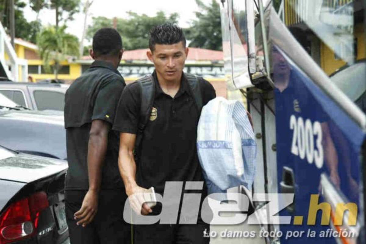 EN FOTOS: Real España viajó bien 'encobijado' a Tegucigalpa
