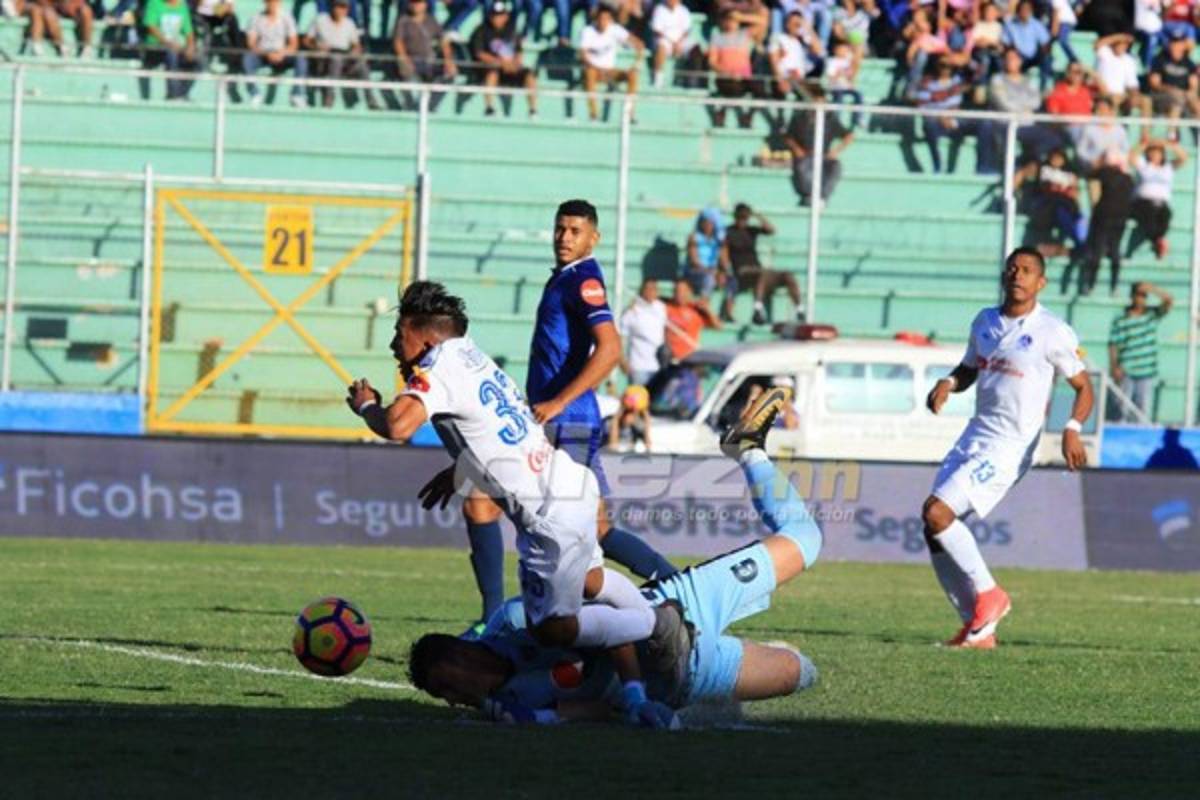 NO VISTE EN TV: Wilson Palacios, ambientazo y un herido en las gradas