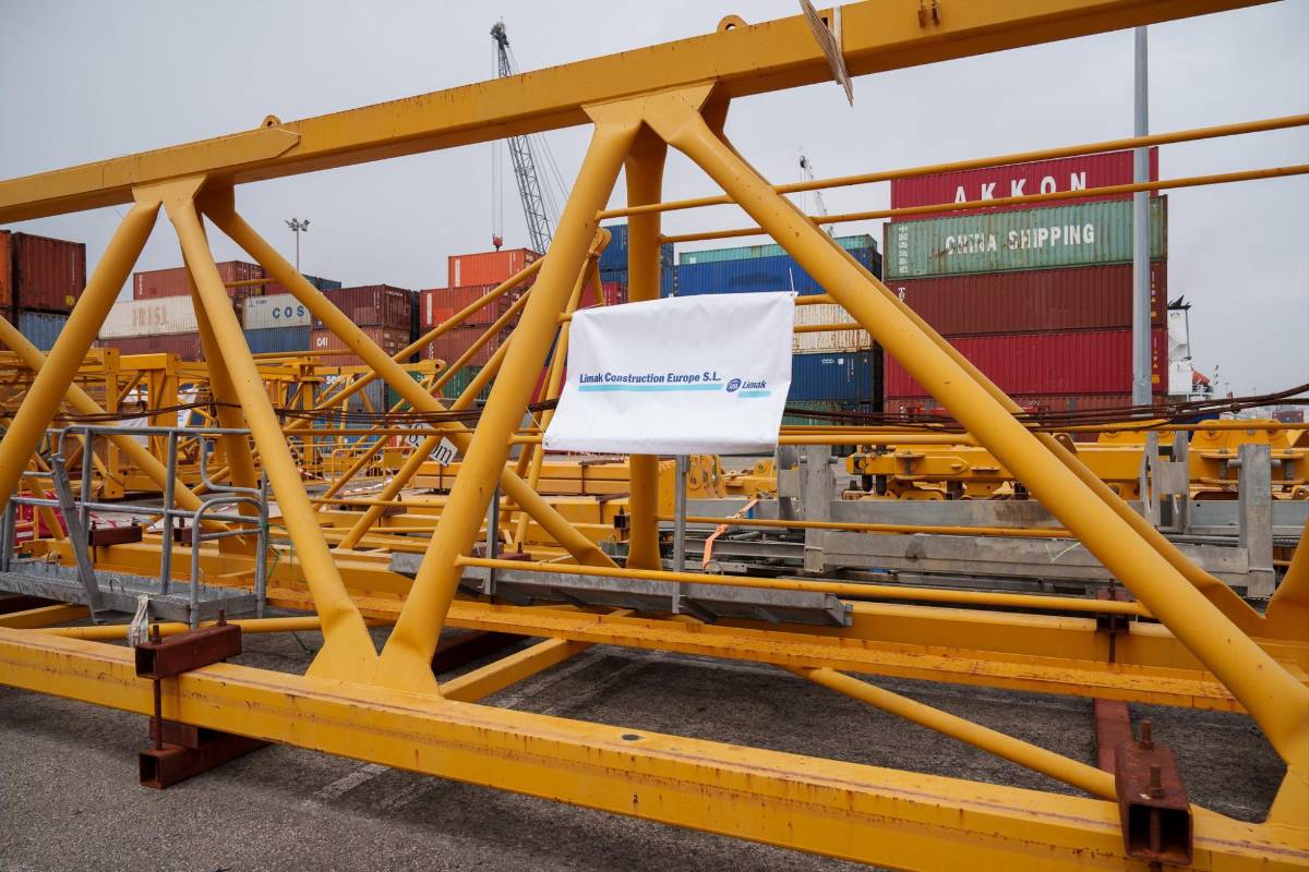 Así son las impactantes imágenes que deja la destrucción del Camp Nou, estadio del FC Barcelona