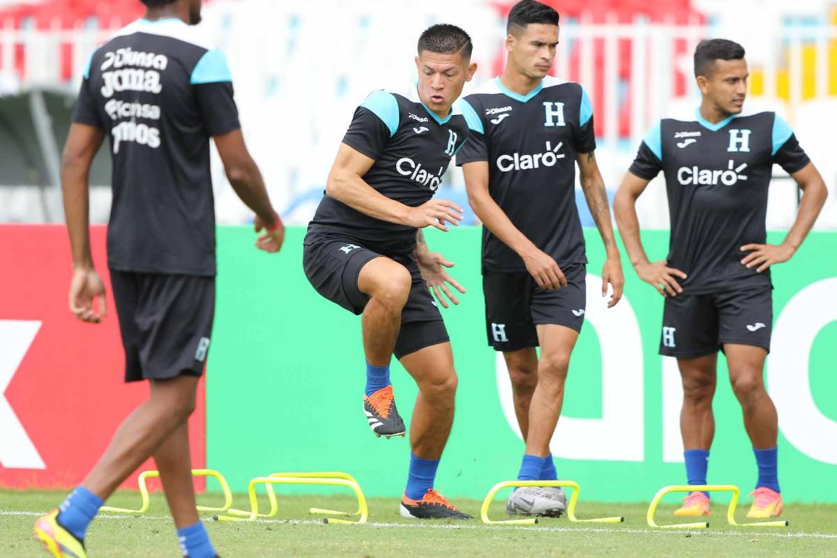 ¿Buba o Menjívar? Rueda pule su listado, el nuevo portero de la Selección; así cerró el morfociclo en el estadio Nacional