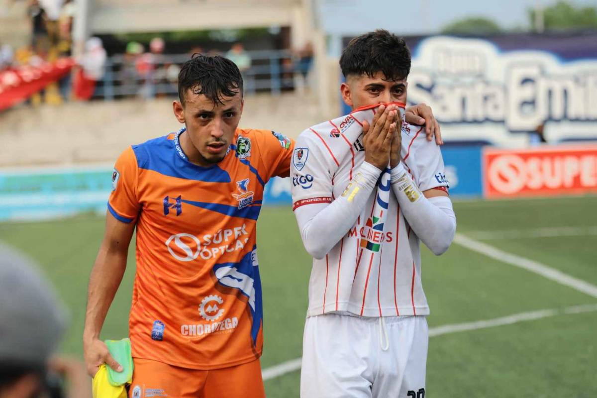 Vida desciende: ‘Chilo’ se derrumba, el llanto inquebrantable de Canales y el jugador que se escondió atrás de la meta para llorar