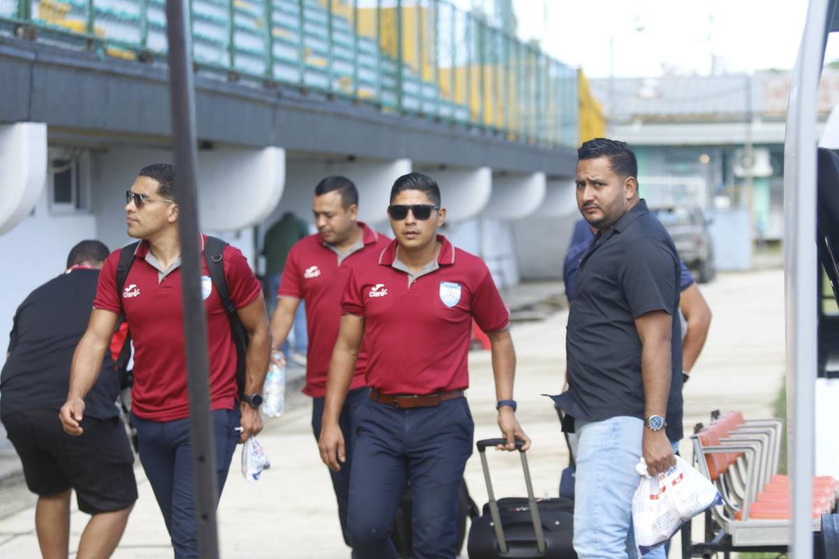 Platense luce el tifo más hermoso de la historia, el que llegó en moto y las mujeres que enamoran en Puerto Cortés