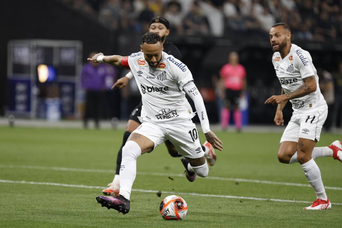 Así fue el reencuentro de Neymar con Memphis Depay y la excusa tras su primera derrota con Santos: “Es muy malo”