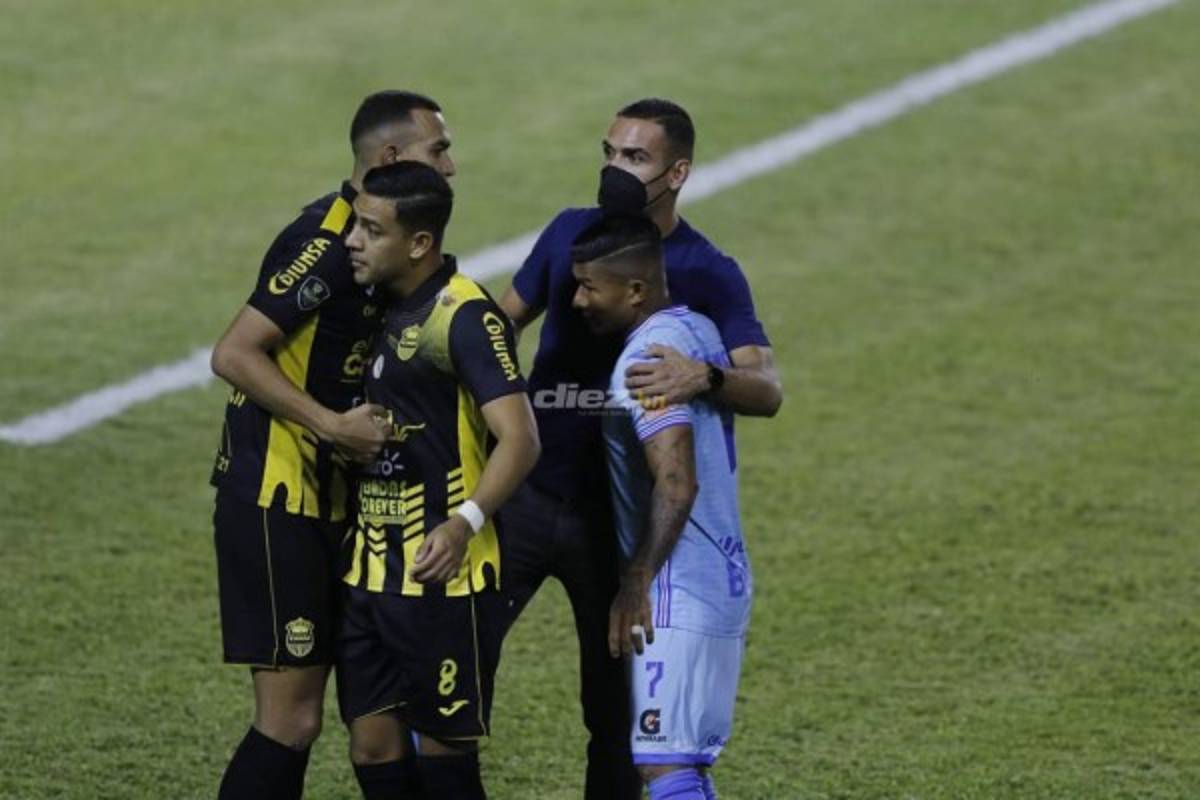 Júbilo y llanto en el estadio Olímpico: Darixon Vuelto se descontroló y rompió en llanto en Real España