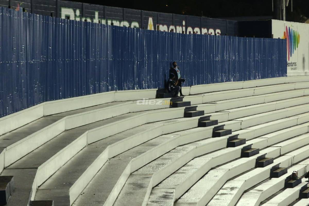 La hermosa chica que enamoró en el Nacional; la afición del Real España y el peligro del estadio capitalino