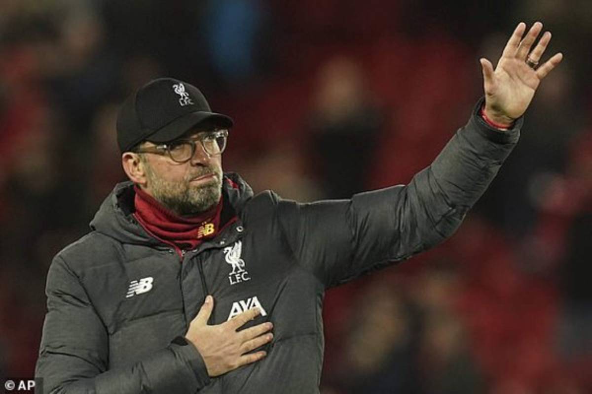 Cholo Simeone enloquece en Anfield; Jürgen Klopp muy triste pide perdón