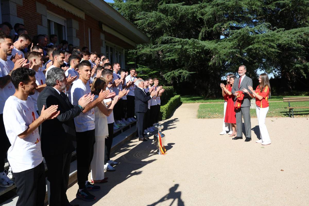 ¿Lo flechó? Álvaro Morata y su gesto con la hija del Rey de España, el regalo a la familia real y la fiesta en cibeles