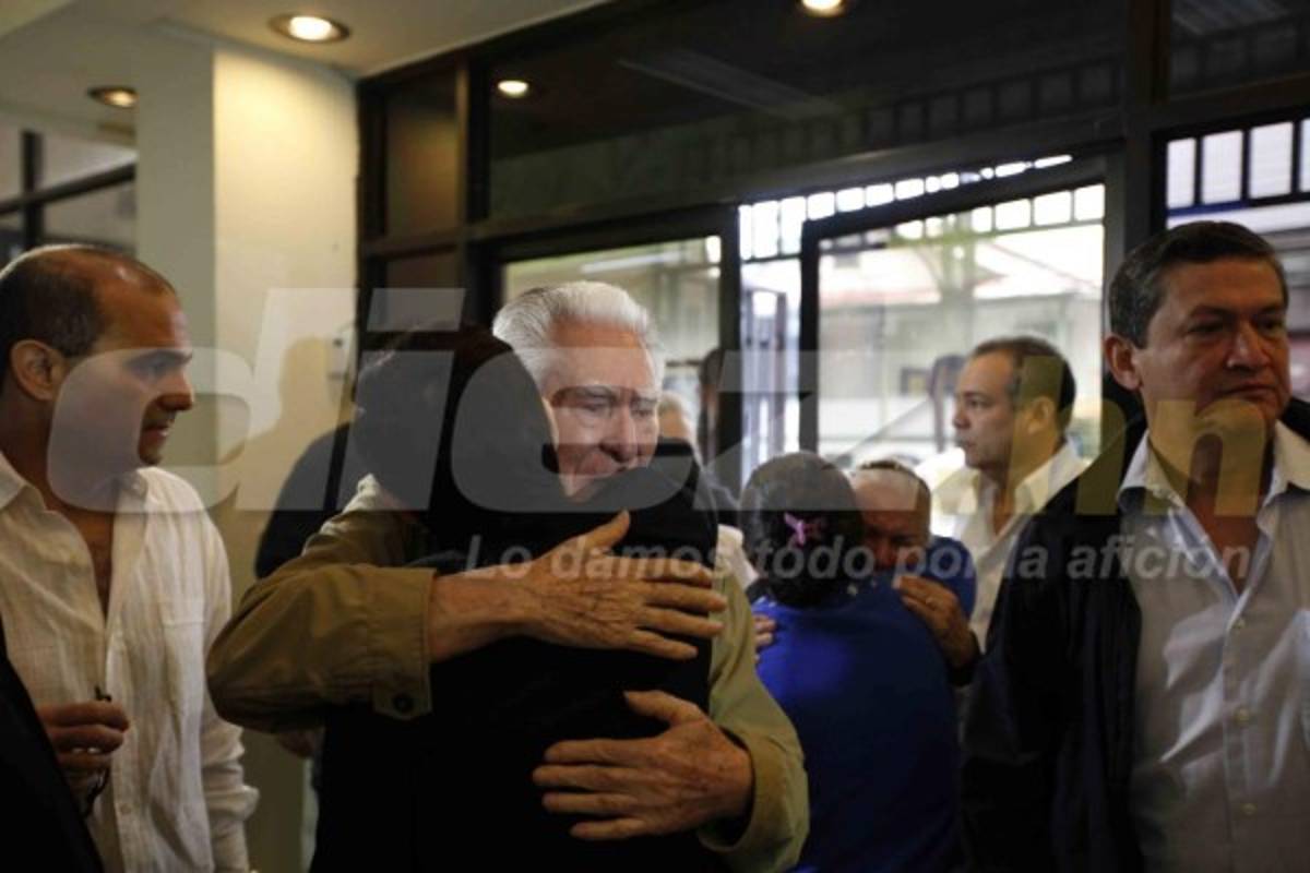 Así es el velatorio de Mario Verdial en San Pedro Sula