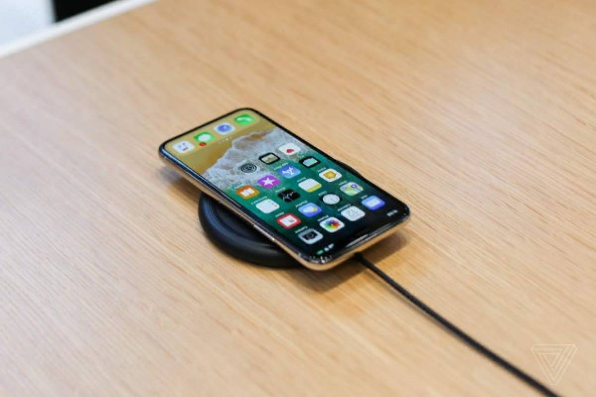Apple sorprende al mundo y lanza su innovador iPhone X