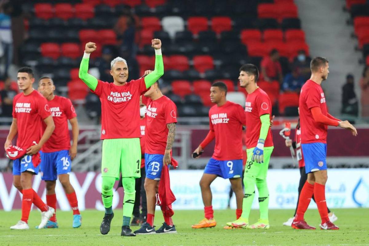 Alegría y llanto de Keylor Navas y los jugadores de Costa Rica tras clasificar al Mundial y las duras imágenes de los neozelandeses